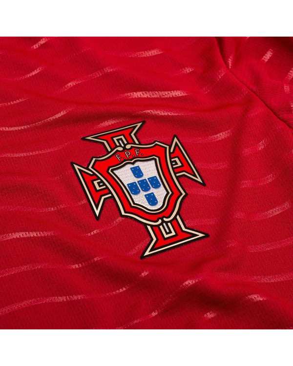 ست تیشرت و شلوارک ورزشی پسرانه قرمز پانیل Panil مدل پرتغال Home WC 2026 - تصویر 2