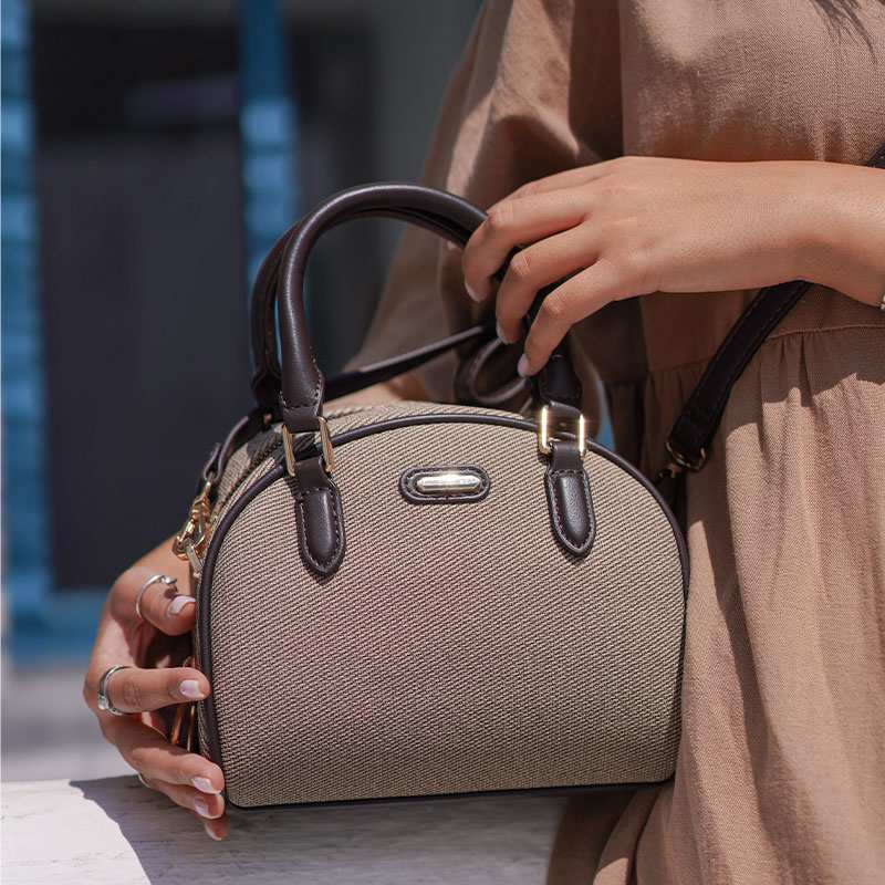 کیف دستی زنانه دیویدجونز مدل CM7049