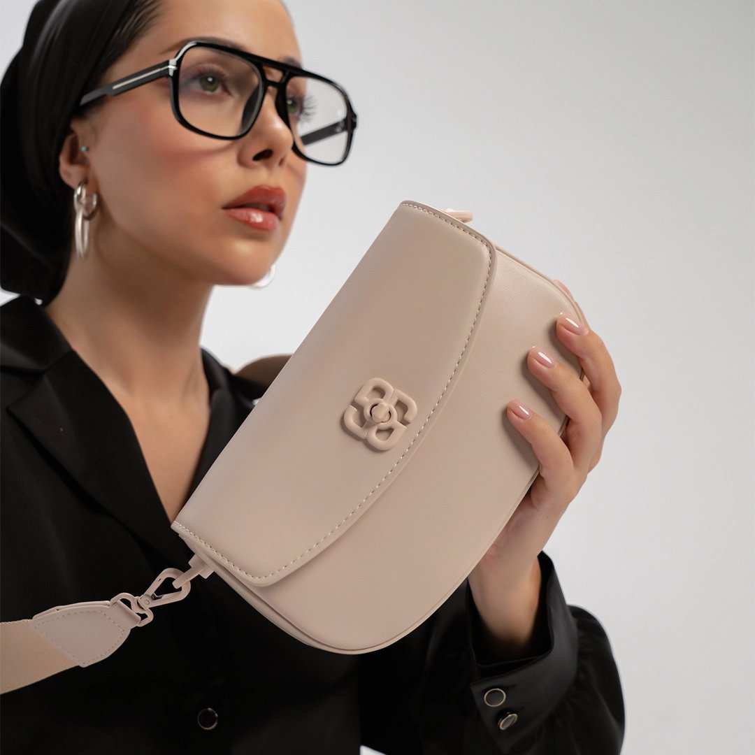 کیف دوشی زنانه دیویدجونز مدل cm7384