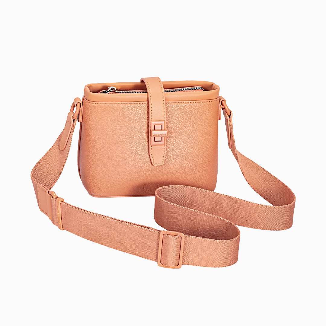 کیف دوشی زنانه دیوید جونز CM7507