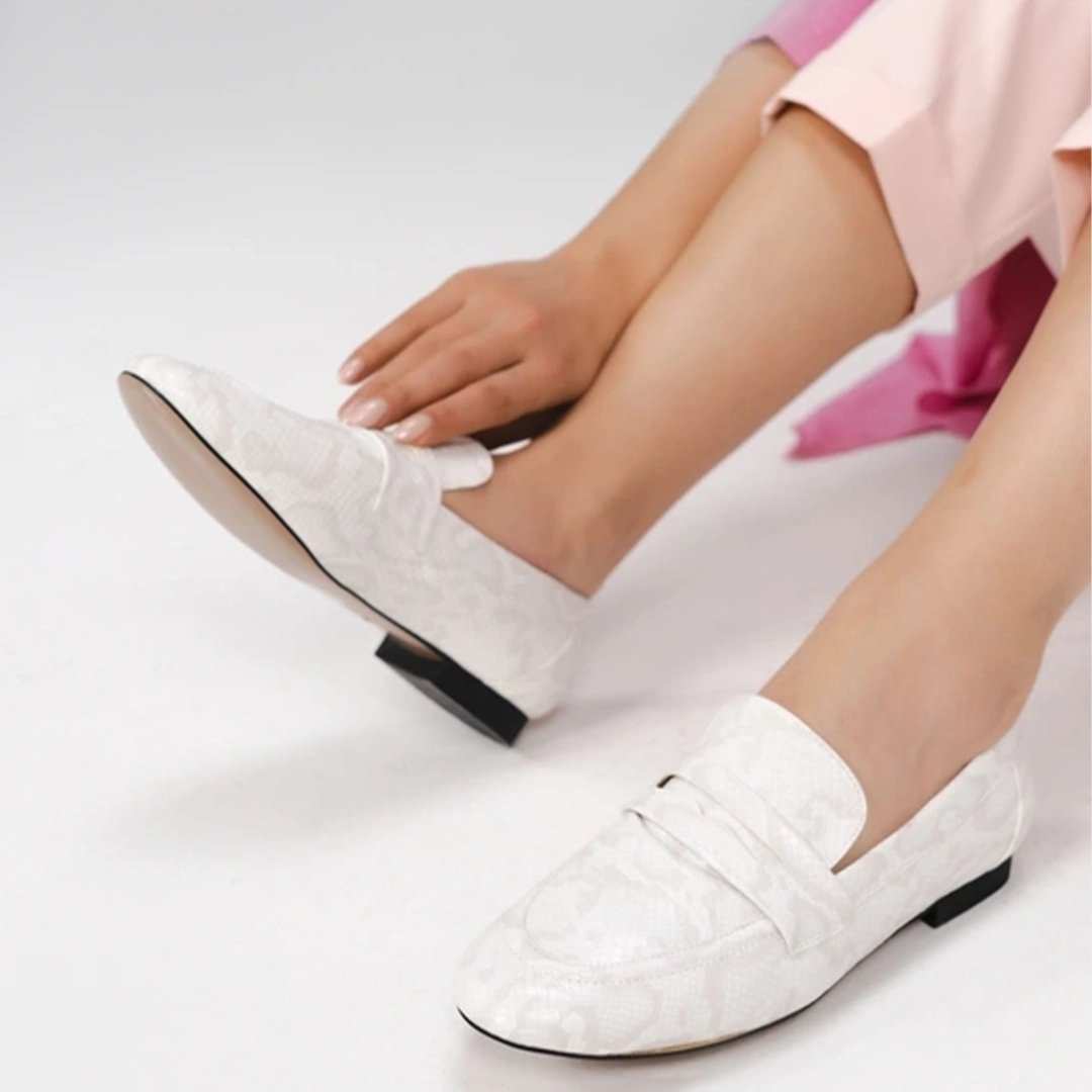 کفش کلاسیک زنانه رزمری مدل sh6049