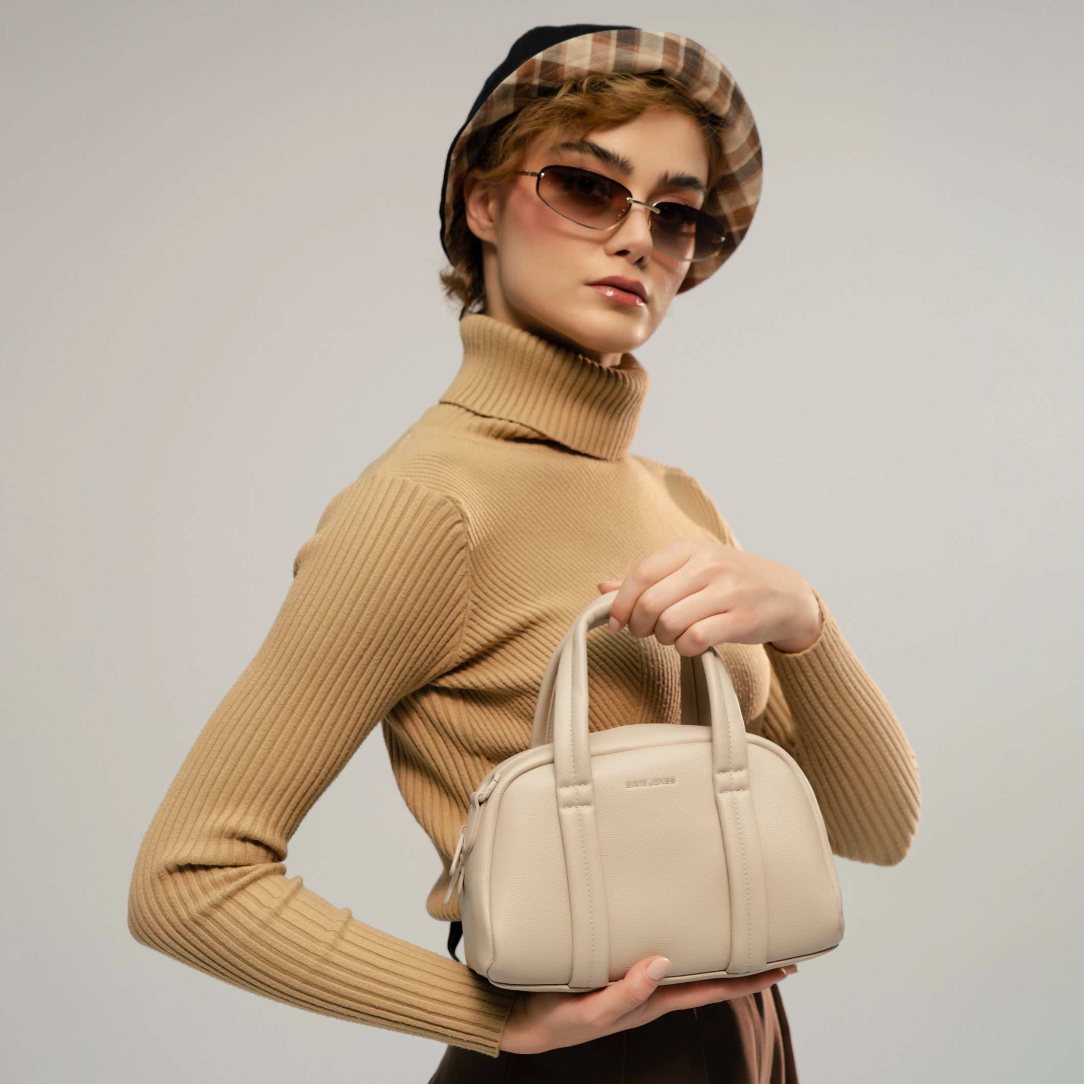 کیف دستی زنانه دیوید جونز مدل CM7430