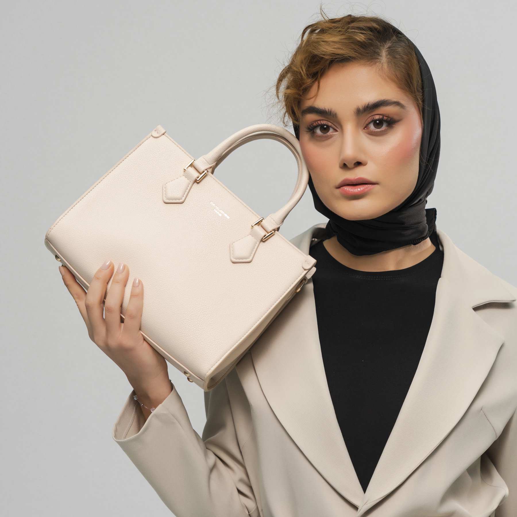 کیف دستی زنانه دیوید جونز مدل CM7470