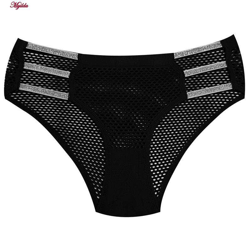 شورت زنانه فانتزی مدل زنبوری بغل کش دار مشکی کد 4698-8863 ماییلدا