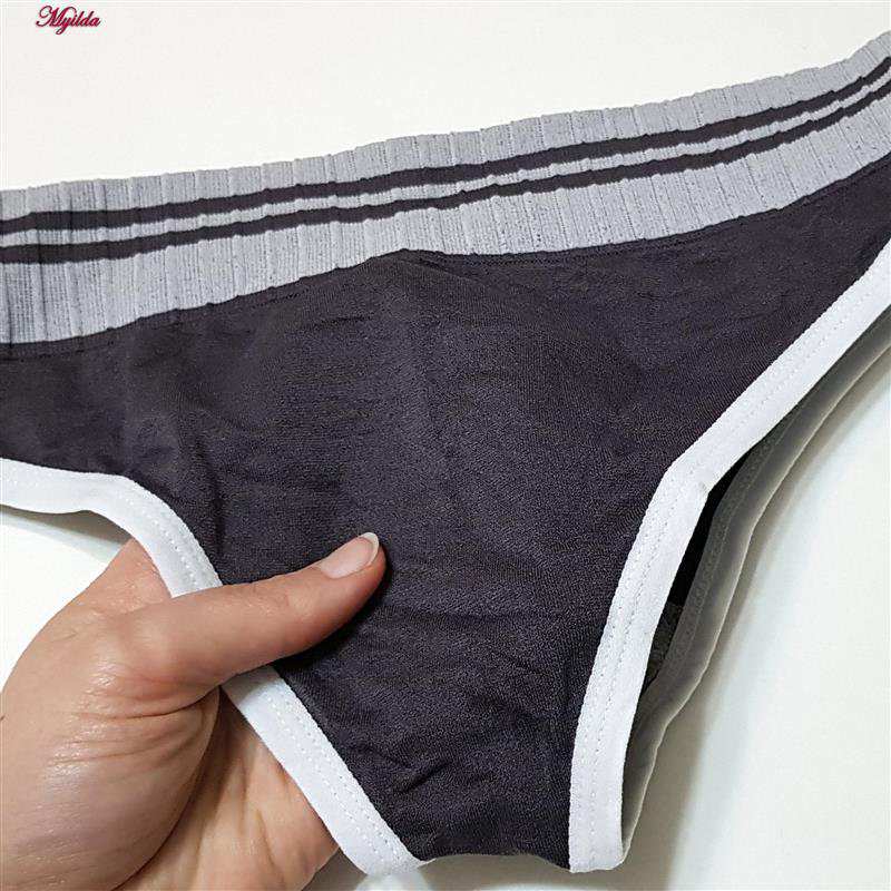ست نیم تنه و شورت ورزشی زنانه CK خاکستری تیره پددار کد 4751 ماییلدا