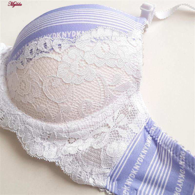 ست شورت و سوتین زنانه پانیذ مدل فنردار دکلته پوش آپ کد 4689-2 ماییلدا