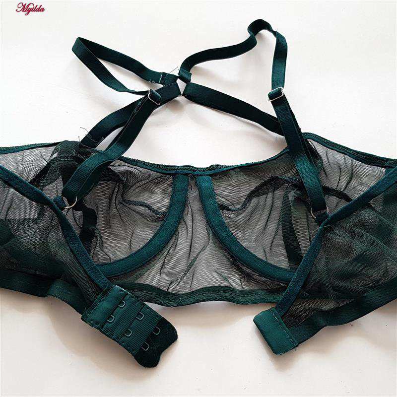 ست شورت و سوتین توری زنانه کد 4783-1828 به همراه نگهدارنده جوراب ماییلدا