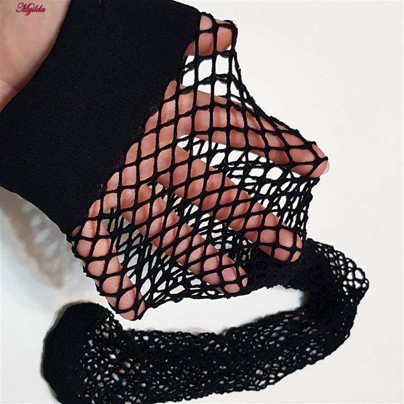 ست فانتزی زنانه چرم به همراه شورت و جوراب مدل 4761-428 رنگ مشکی ماییلدا