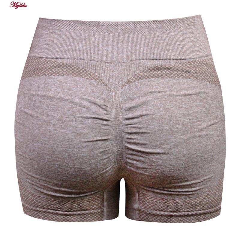 شورتک ورزشی زنانه مدل سیملس نسکافه ای کد 4846 ماییلدا