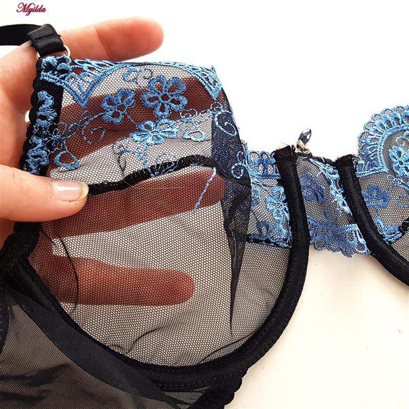 ست شورت و سوتین زنانه فیتن مدل فنردار گیپور مشکی کد 4952-3 ماییلدا