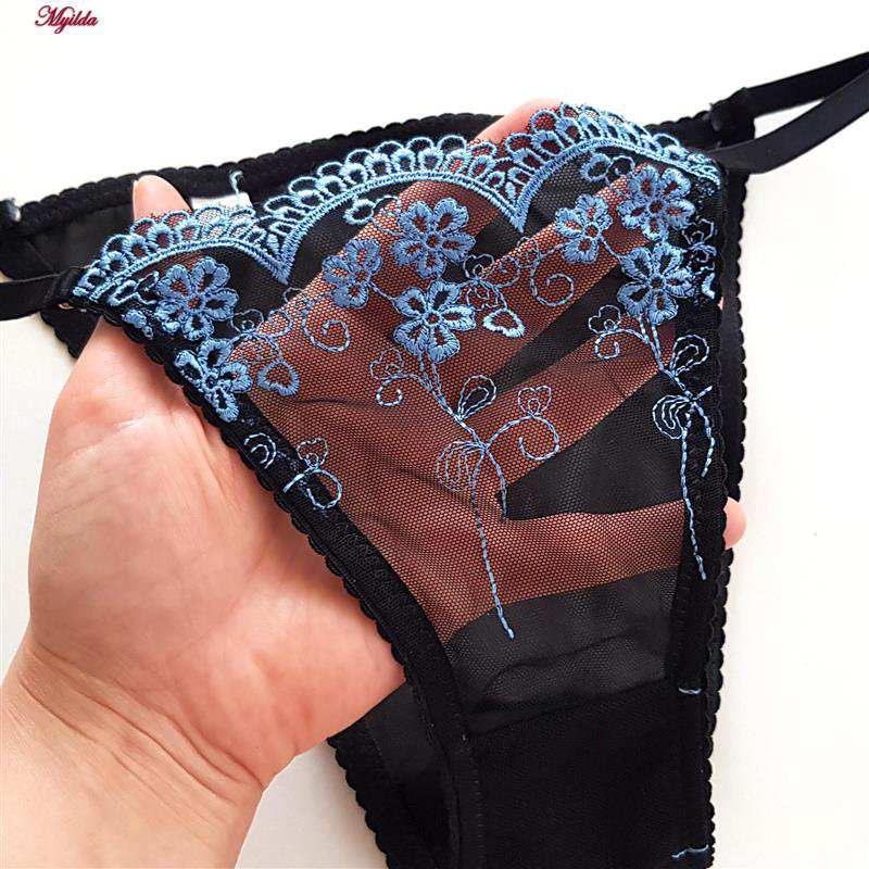ست شورت و سوتین زنانه فیتن مدل فنردار گیپور مشکی کد 4952-3 ماییلدا
