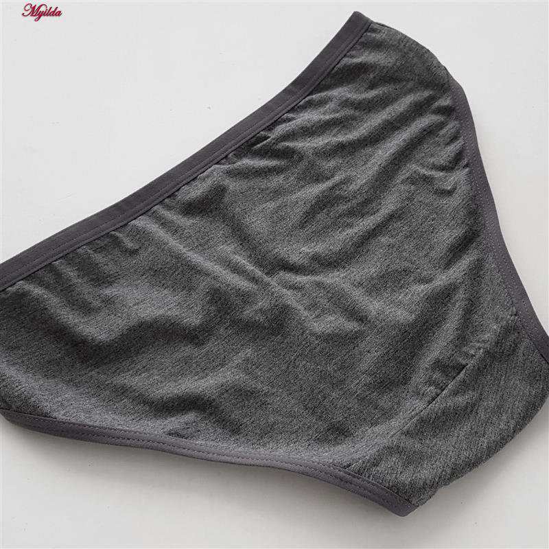 شورت زنانه فیتن فرخ زادی مدل ملانژ پنبه ای خاکستری تیره کد 4080-100A ماییلدا
