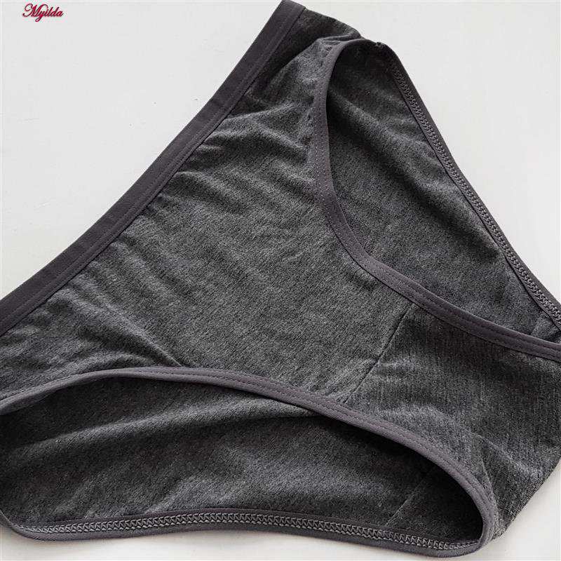 شورت زنانه فیتن فرخ زادی مدل ملانژ پنبه ای خاکستری تیره کد 4080-100A ماییلدا