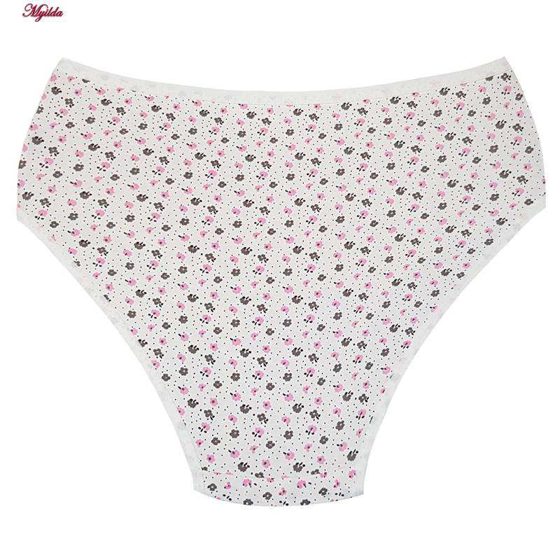 شورت زنانه پانیذ مدل گلریز سفید کد 4690-1-1 ماییلدا
