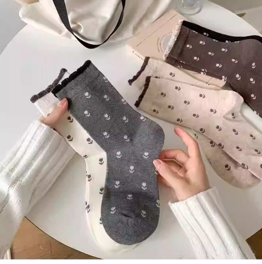 جوراب ساقدار گل گلی کد n-1363 ماییلدا
