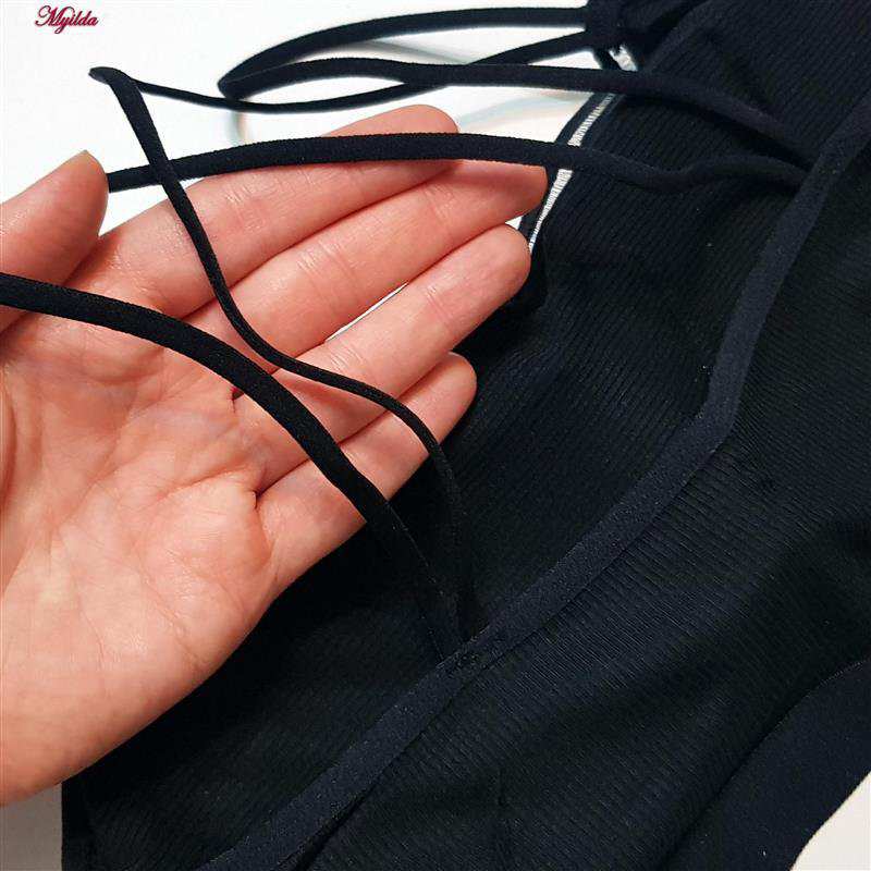 نیم تنه ورزشی زنانه مدل پددار پشت ضربدری مشکی کد 5084 ماییلدا