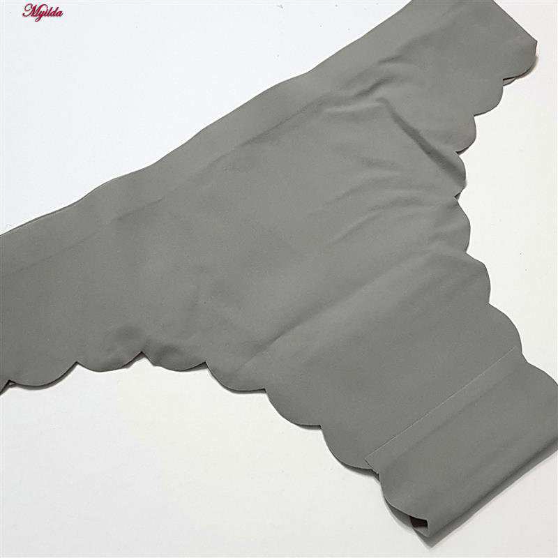شورت زنانه مدل لیزری خاکستری روشن اس کیو اف هانا کد 4978 ماییلدا
