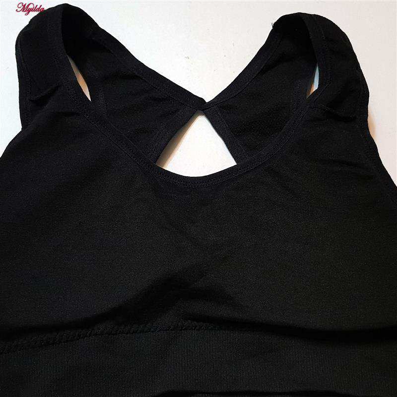 ست نیم تنه و شلوارک ورزشی زنانه ماییلدا مدل سیملس پشت چین دار پددار کد 5172 رنگ مشکی