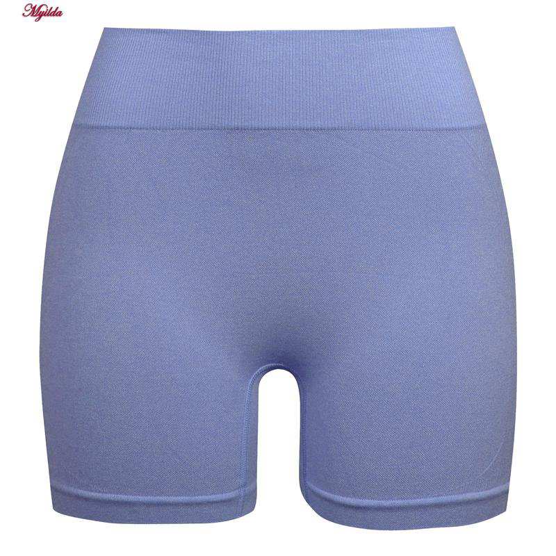 ست نیم تنه و شلوارک ورزشی زنانه ماییلدا مدل سیملس پشت چین دار پددار کد 5172 رنگ آبی