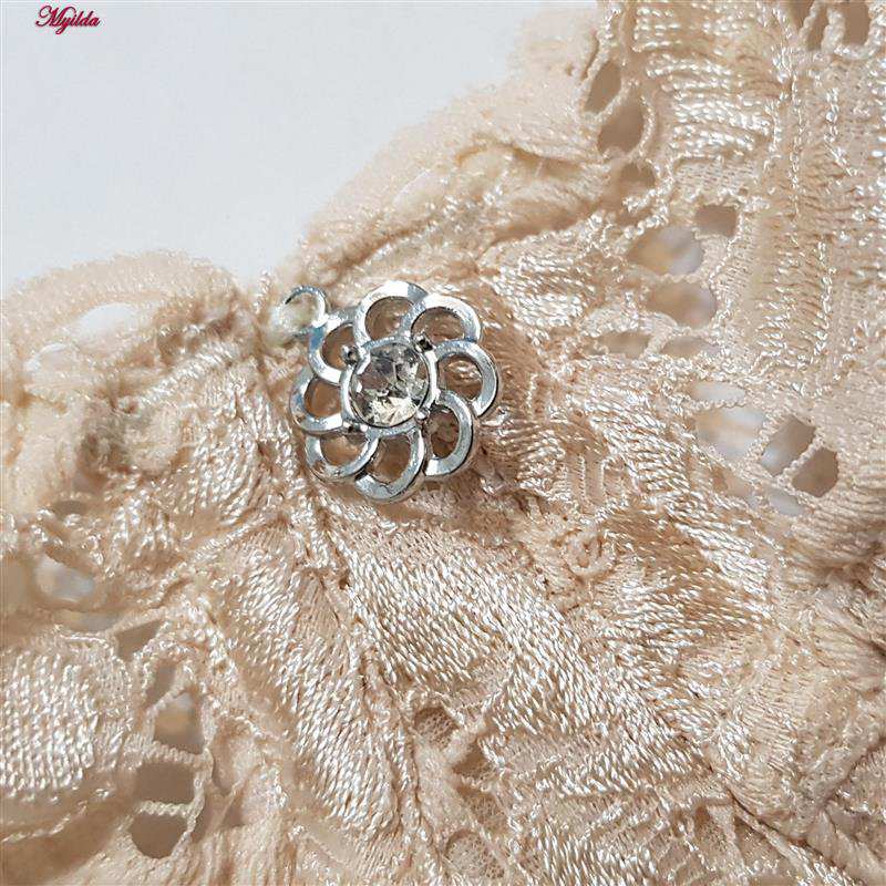 سوتین زنانه فانتزی فنردار کرم لین کد 4680-415 ماییلدا