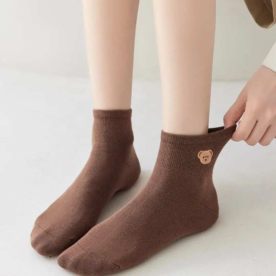 جوراب نیم ساق گلدوزی تدی r-1167 ماییلدا