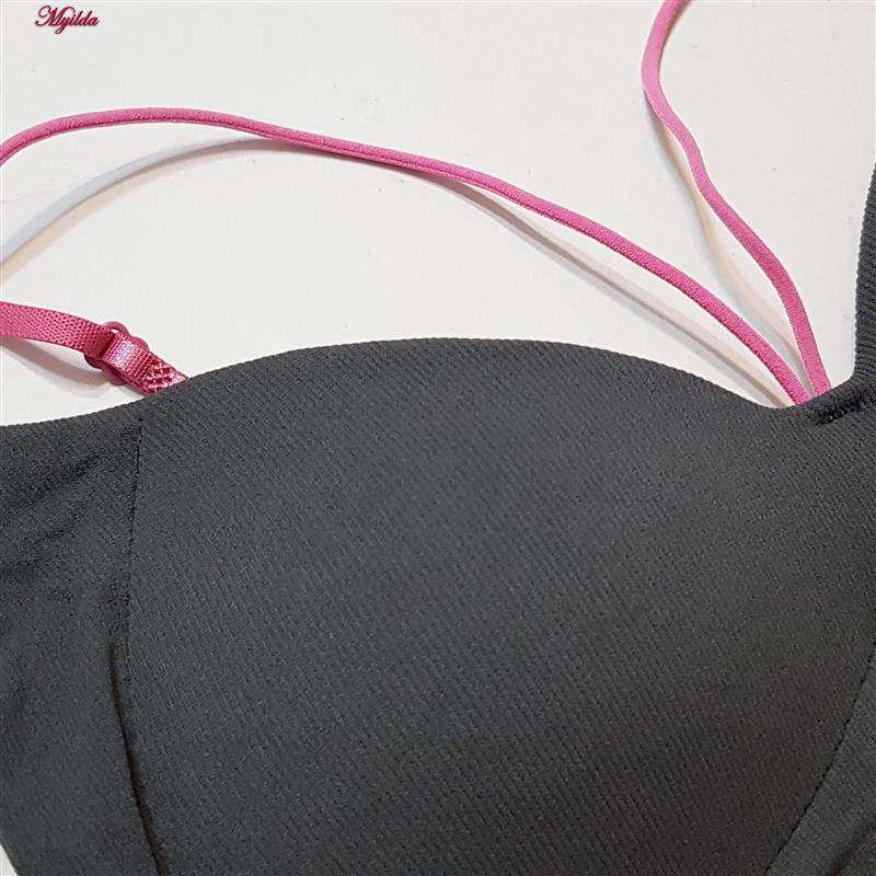 نیم تنه ورزشی زنانه مدل پد ثابت رنگ خاکستری تیره ماییلدا کد 5252-2105