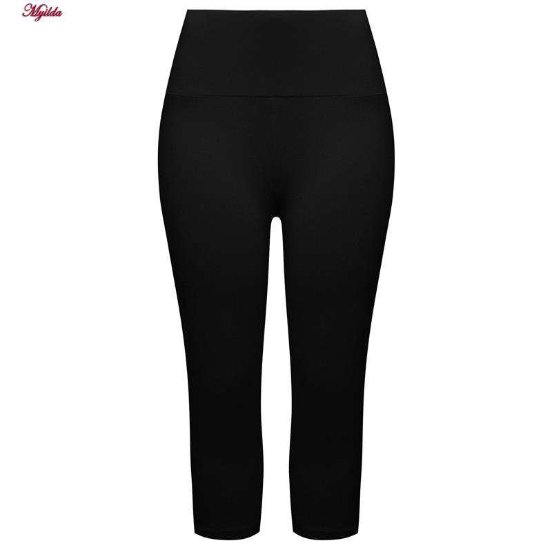 ست تی شرت آستین بلند و شلوارک ورزشی زنانه مدل ریلی رنگ مشکی کد 5226-696p ماییلدا