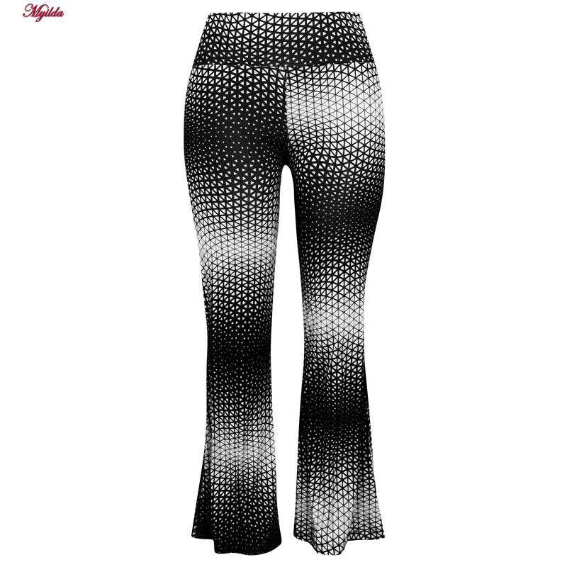 ست گرمکن و شلوار ورزشی زنانه مدل یقه زیپدار رنگ سفید کد 5219-704-1 ماییلدا