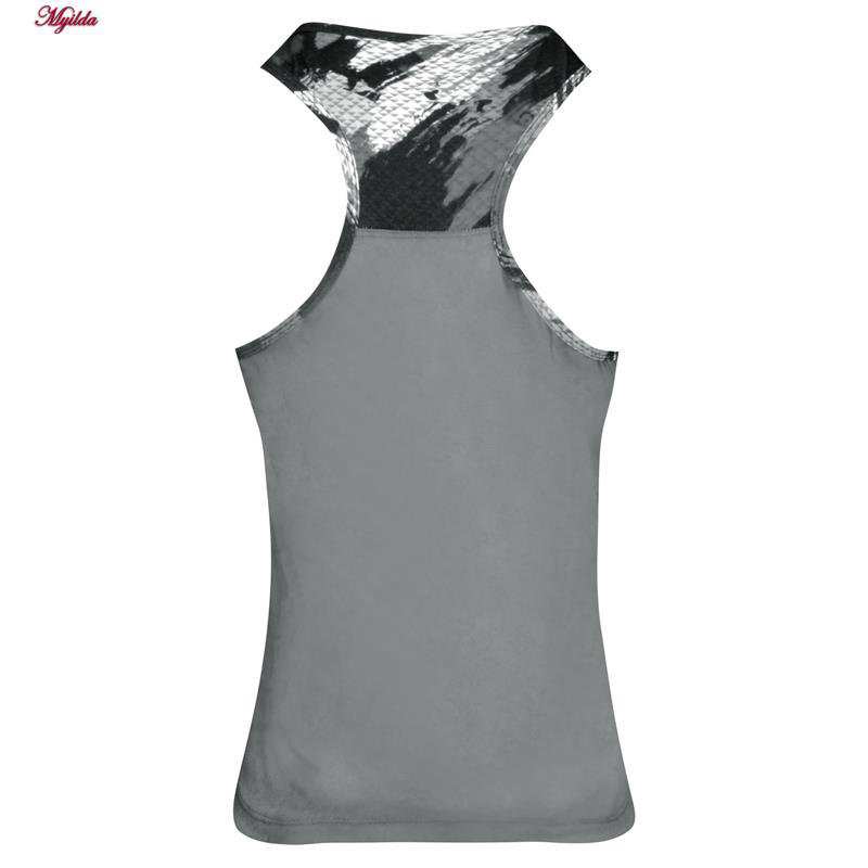 ست تاپ و شلوارک ورزشی زنانه رنگ طوسی به همراه هدبند مدل 5215-746P-1 ماییلدا