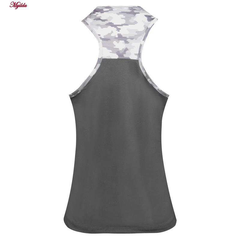 ست تاپ و شلوارک ورزشی زنانه رنگ طوسی به همراه هدبند مدل 5215-746P ماییلدا