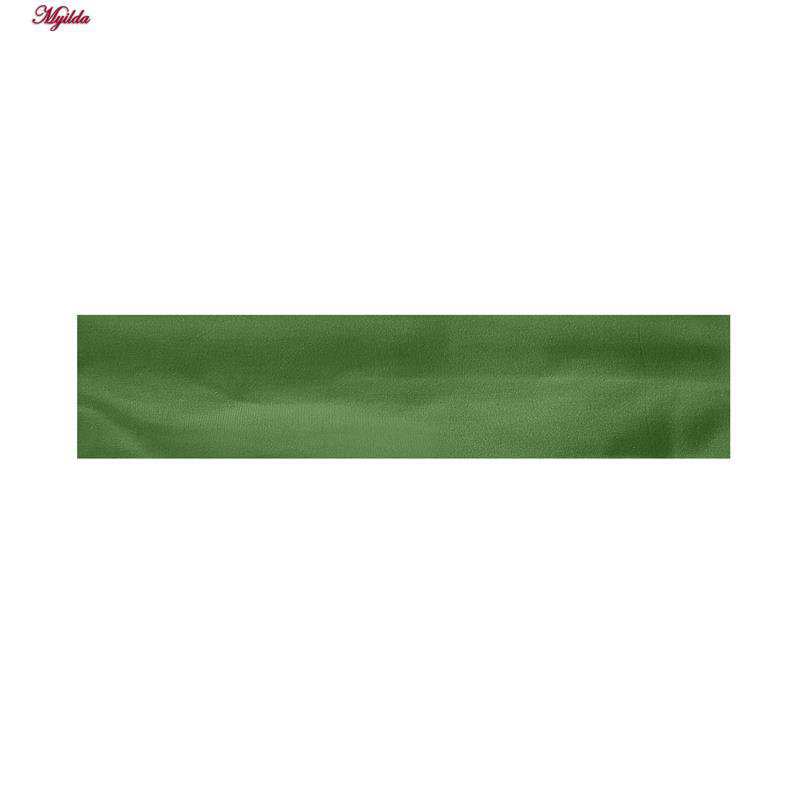 تاپ ورزشی زنانه به همراه هدبند رنگ سبز مدل 5213-323P ماییلدا