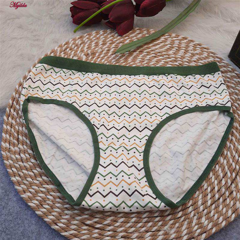 شورت زنانه طرح عروسکی تدی بسته 5 عددی ماییلدا