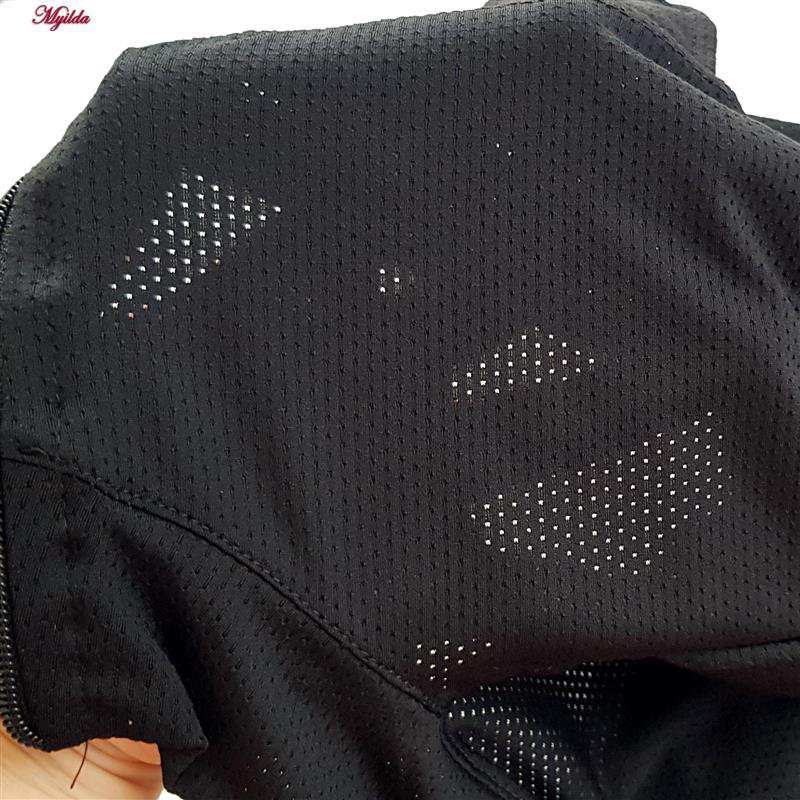 تی شرت آستین کوتاه ورزشی زنانه رنگ مشکی ماییلدا مدل 5338-556