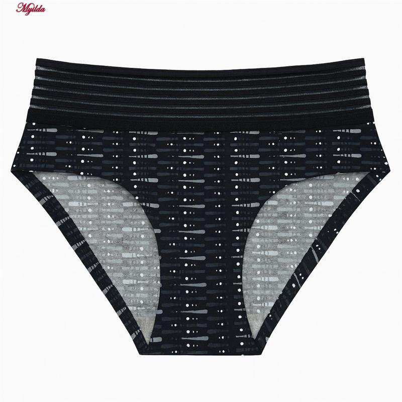 شورت زنانه مدل کمرتوری 5388-26 ماییلدا