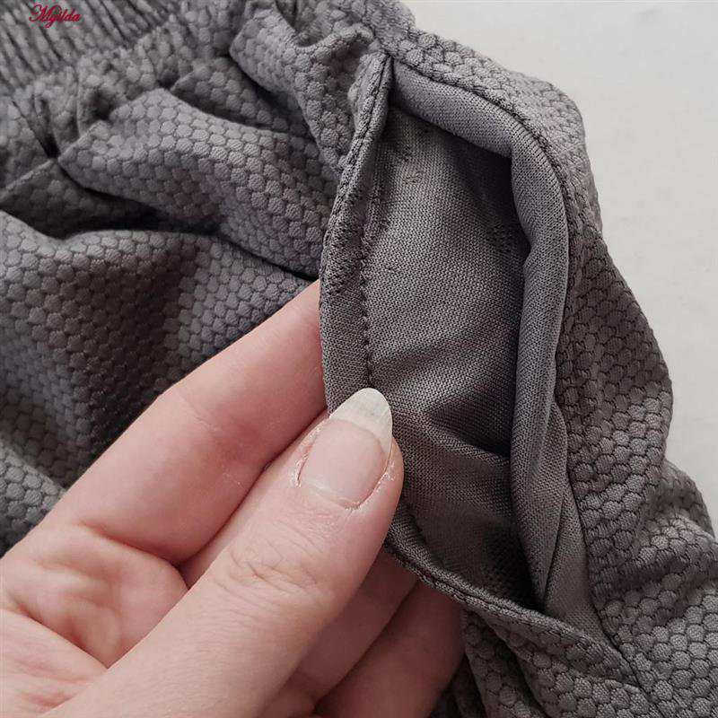 ست تی شرت آستین کوتاه و شلوارک ورزشی مردانه رنگ طوسی مدل 5374-806 ماییلدا