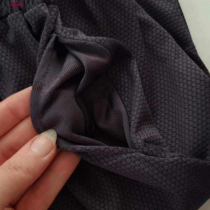 ست تی شرت آستین کوتاه و شلوارک ورزشی مردانه رنگ خاکستری مدل 5374-806 ماییلدا