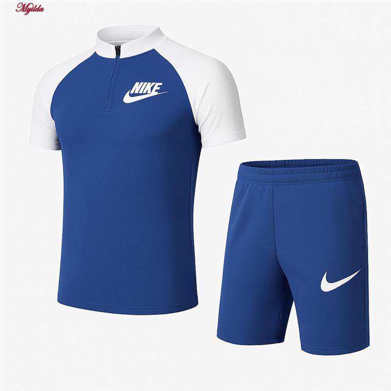 ست تی شرت آستین کوتاه و شلوارک ورزشی مردانه رنگ آبی مدل 5374-806 ماییلدا