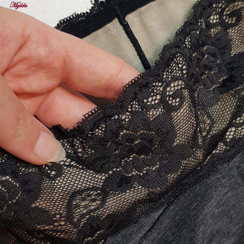 شورت گنی زنانه رنگ مشکی ماییلدا کد 5378