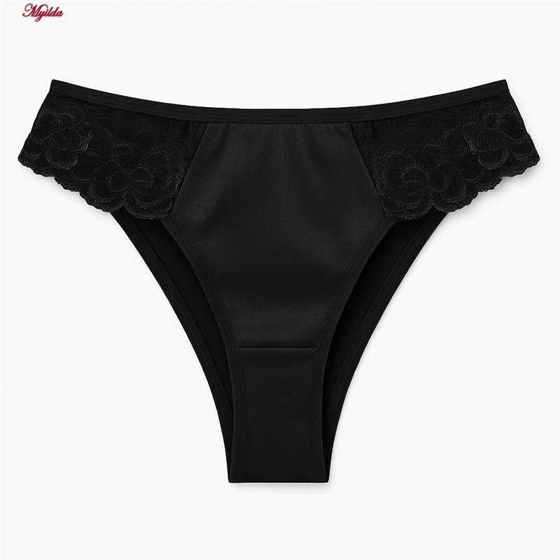 ست شورت و سوتین زنانهرنگ مشکی مدل فنردار بی یو تی کد 5401 ماییلدا