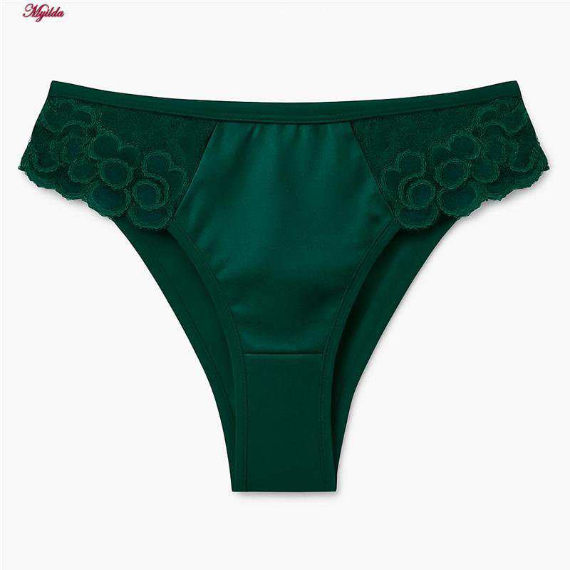 ست شورت و سوتین زنانه رنگ سبز مدل فنردار بی یو تی کد 5401 ماییلدا