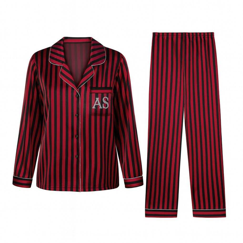 لباس خواب زنانه رنگ قرمز راه راه مدل 5377 ماییلدا