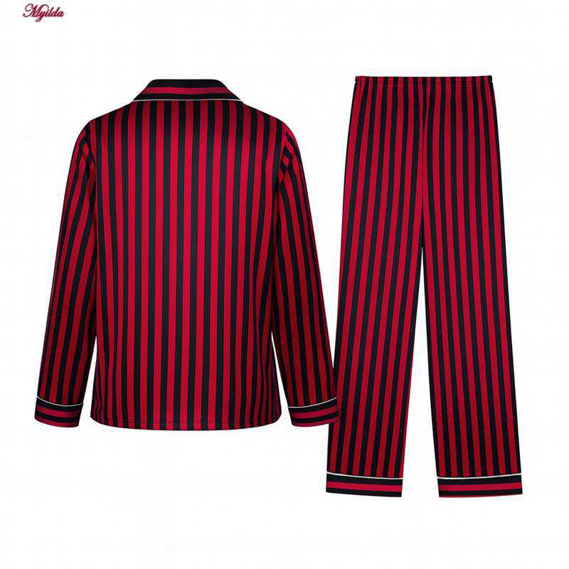 لباس خواب زنانه رنگ قرمز راه راه مدل 5377 ماییلدا