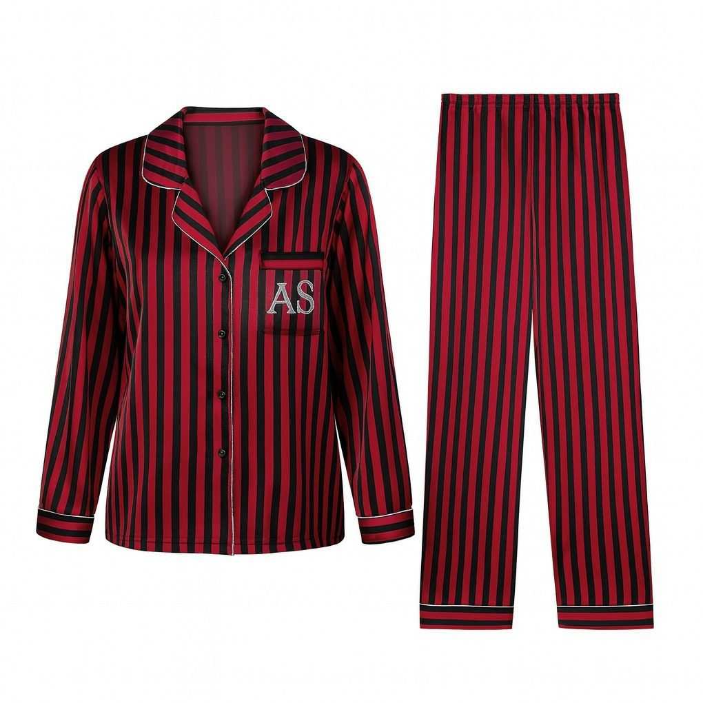 لباس خواب زنانه رنگ قرمز راه راه مدل 5377 ماییلدا