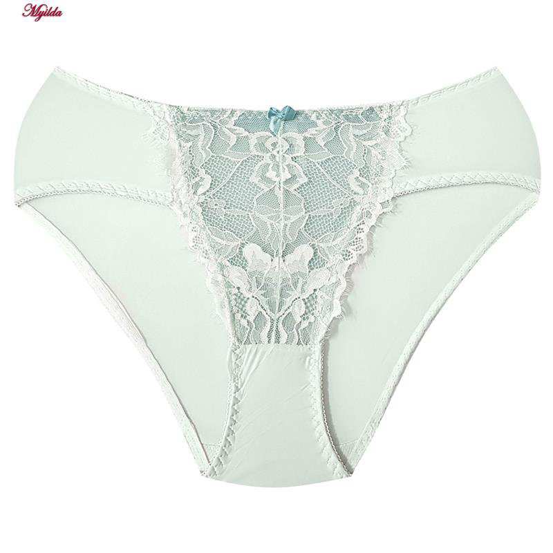 ست شورت و سوتین زنانه مدلاسفنجی بدون فنر رنگ آبی کد 5407-1313 ماییلدا