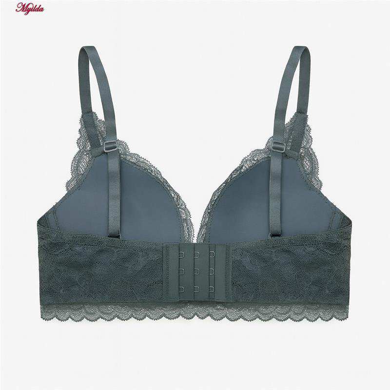 سوتین اسفنجی زنانه مدل بدون فنر رنگ نقره ای کد 5406-6172 ماییلدا