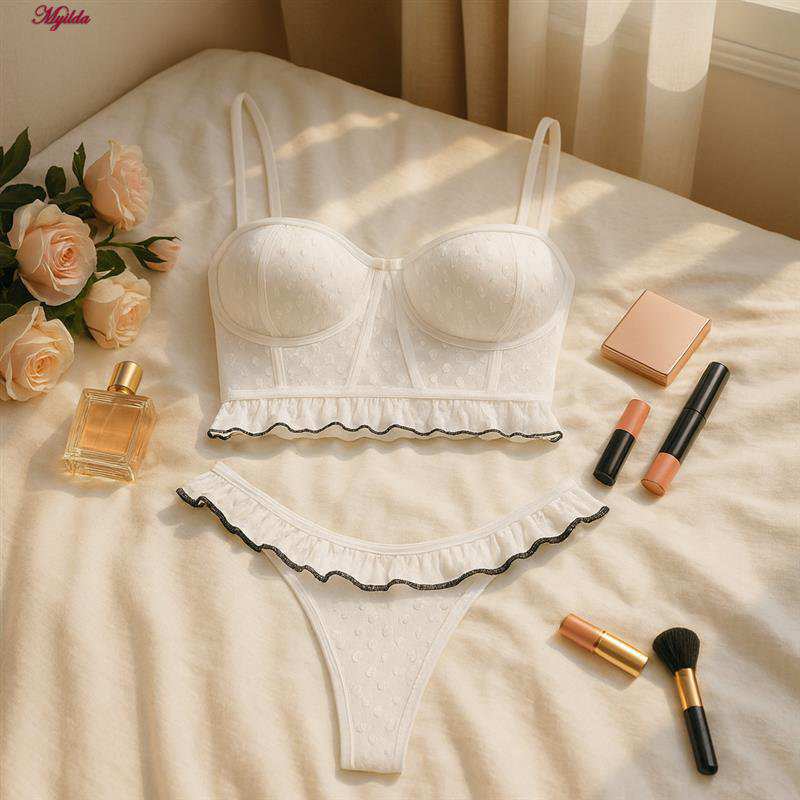 ست شورت و نیم تنه زنانه مدل فنردار رنگ  سفید ماییلدا کد 5432-606