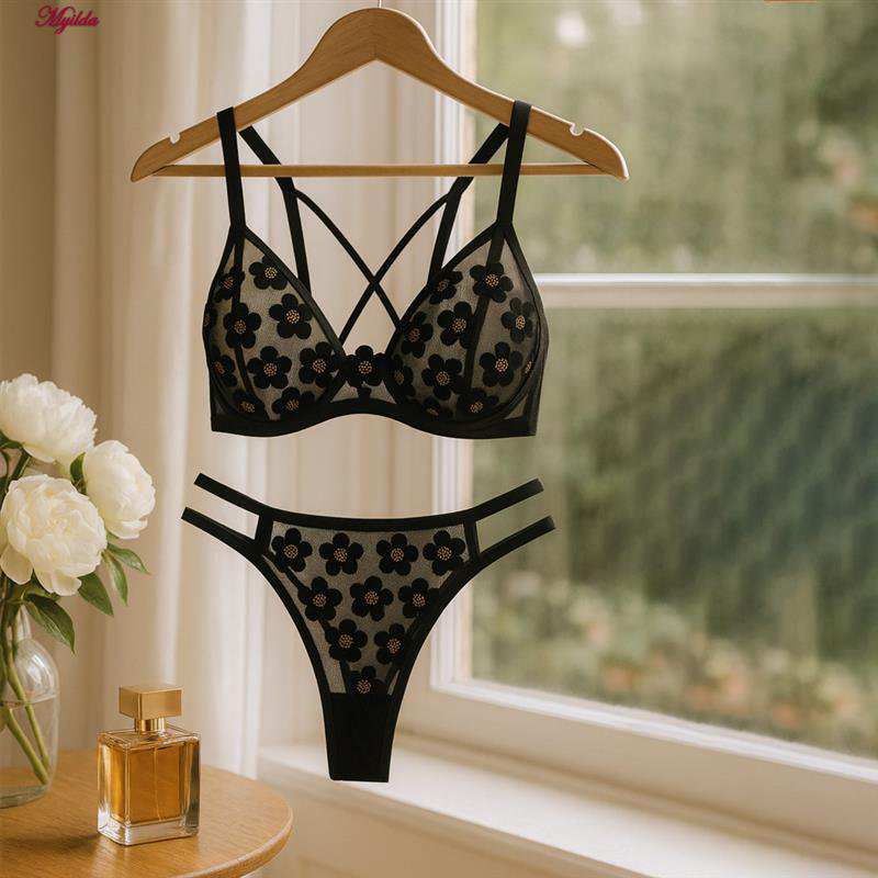 ست شورت و سوتین زنانه کارنا رز مدل فنردار کد 5427 ماییلدا