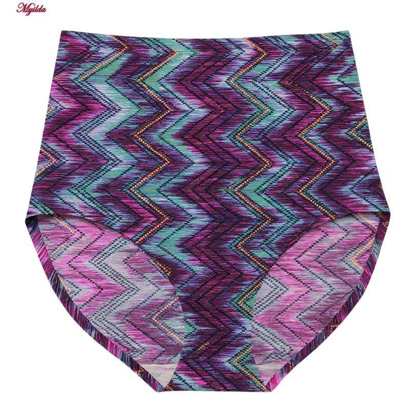 شورت زنانه ماییلدا مدل لیزری فاق بلند کد 5450-4