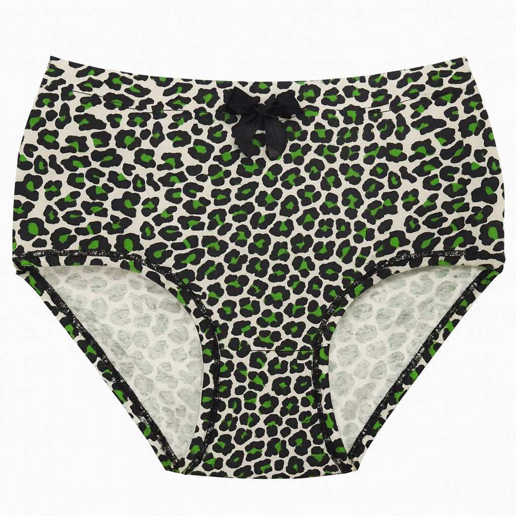 شورت زنانه ماییلدا مدل پلنگی کد 5453