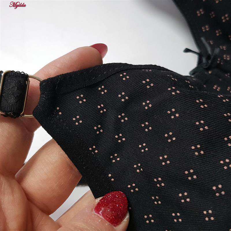 ست شورت و سوتین زنانه شارمین مدل فنردار کد 5466-2065 ماییلدا